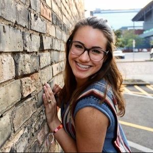 Meet your Posher, Michelle